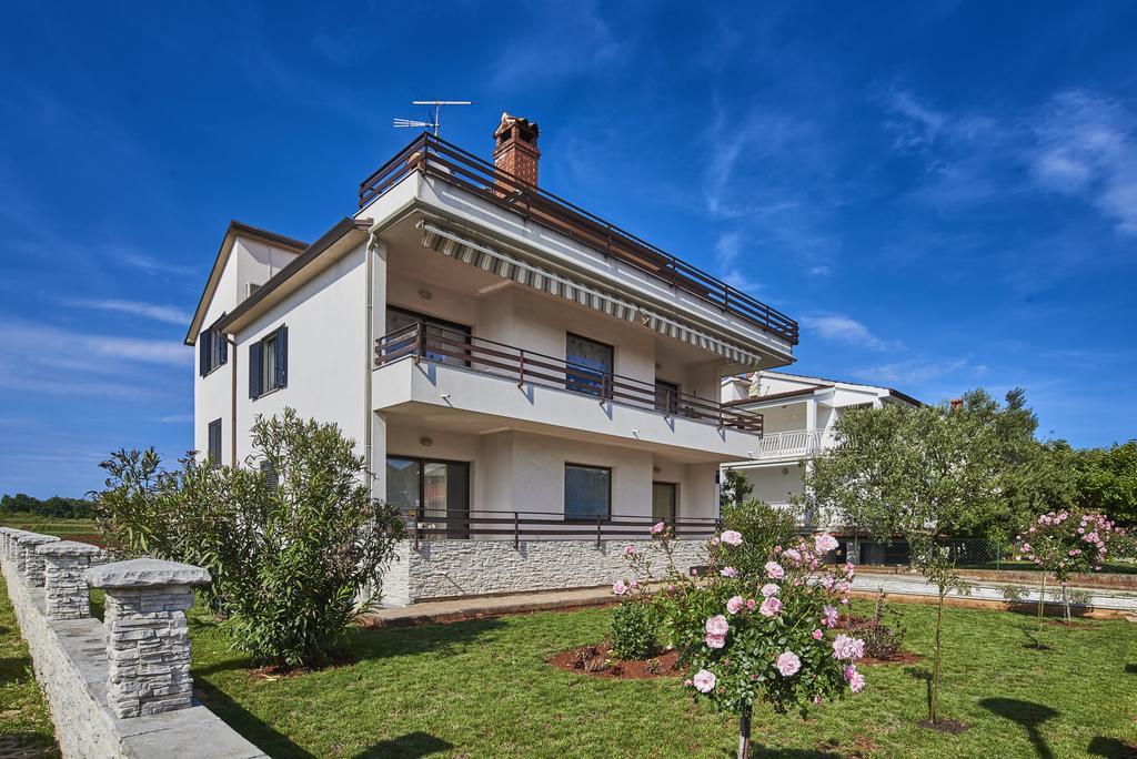 Apartmán Lovely roses Umag Exteriér fotografie